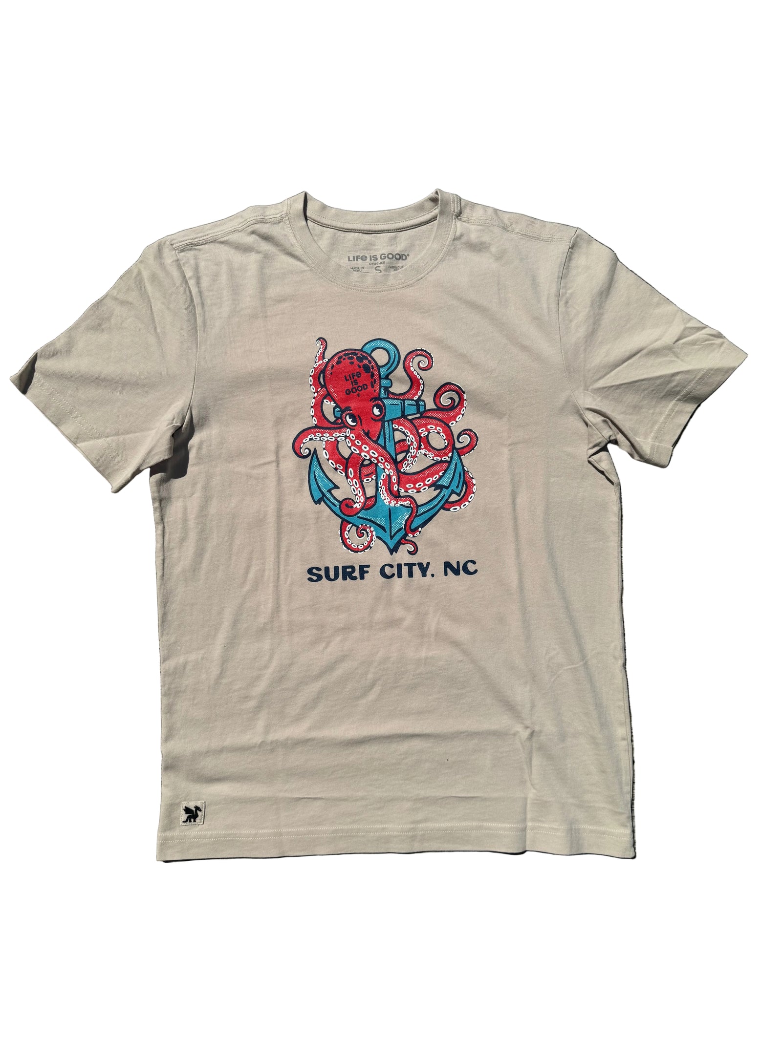 Life is Good M SS Crusher ND Surf City Octopus Anchor BIRCH
