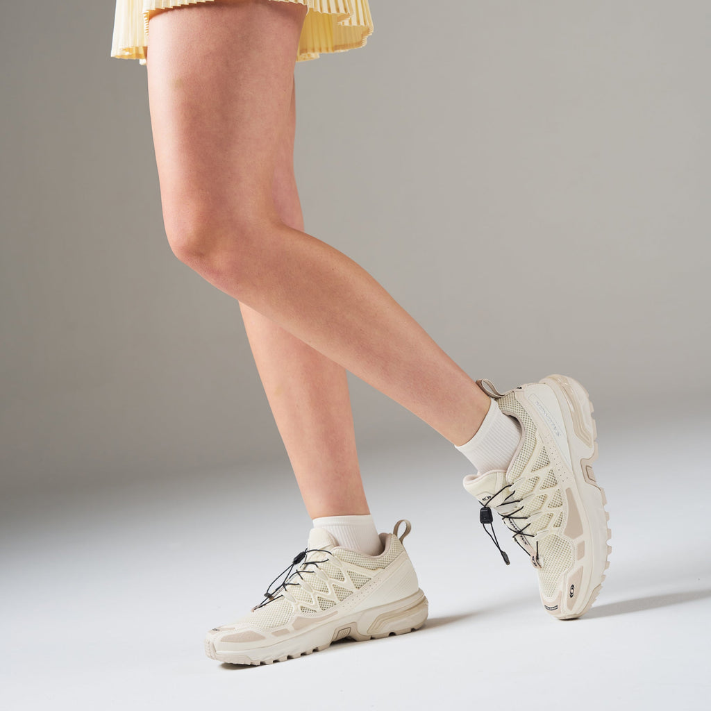 Feetures W Elite Light Cushion Quarter LINEN