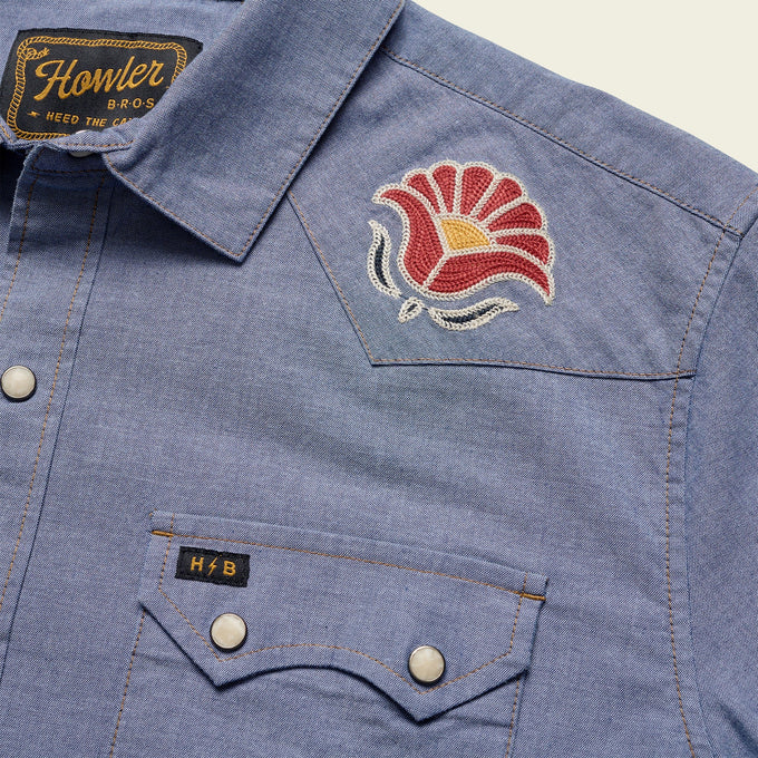 Howler Bros M LS Crosscut Deluxe BLUE CHAMBRAY: FRESH BLOOMS