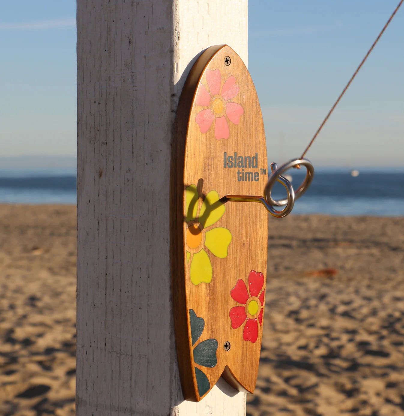 Island Time Hook & Ring Game FLOWER POWER
