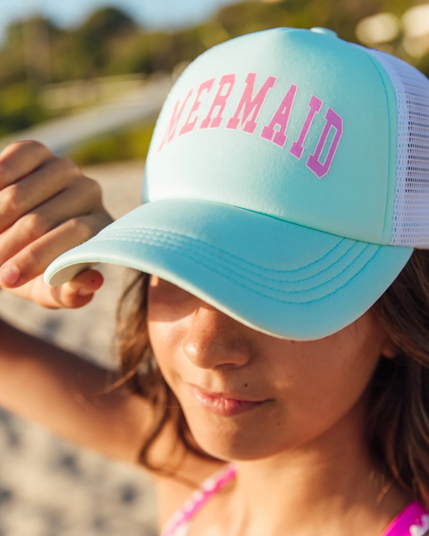 Feather 4 Arrow Girl's Mermaid Trucker SEA GLASS / WHITE