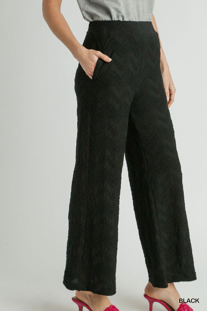 Umgee W Textured Chevron Pant BLACK