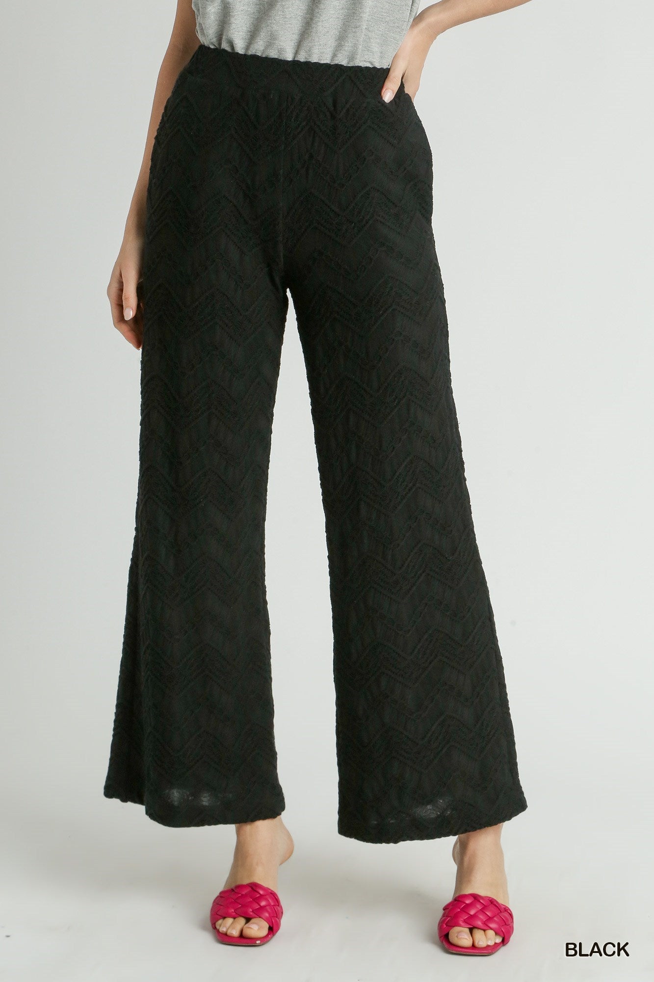 Umgee W Textured Chevron Pant BLACK