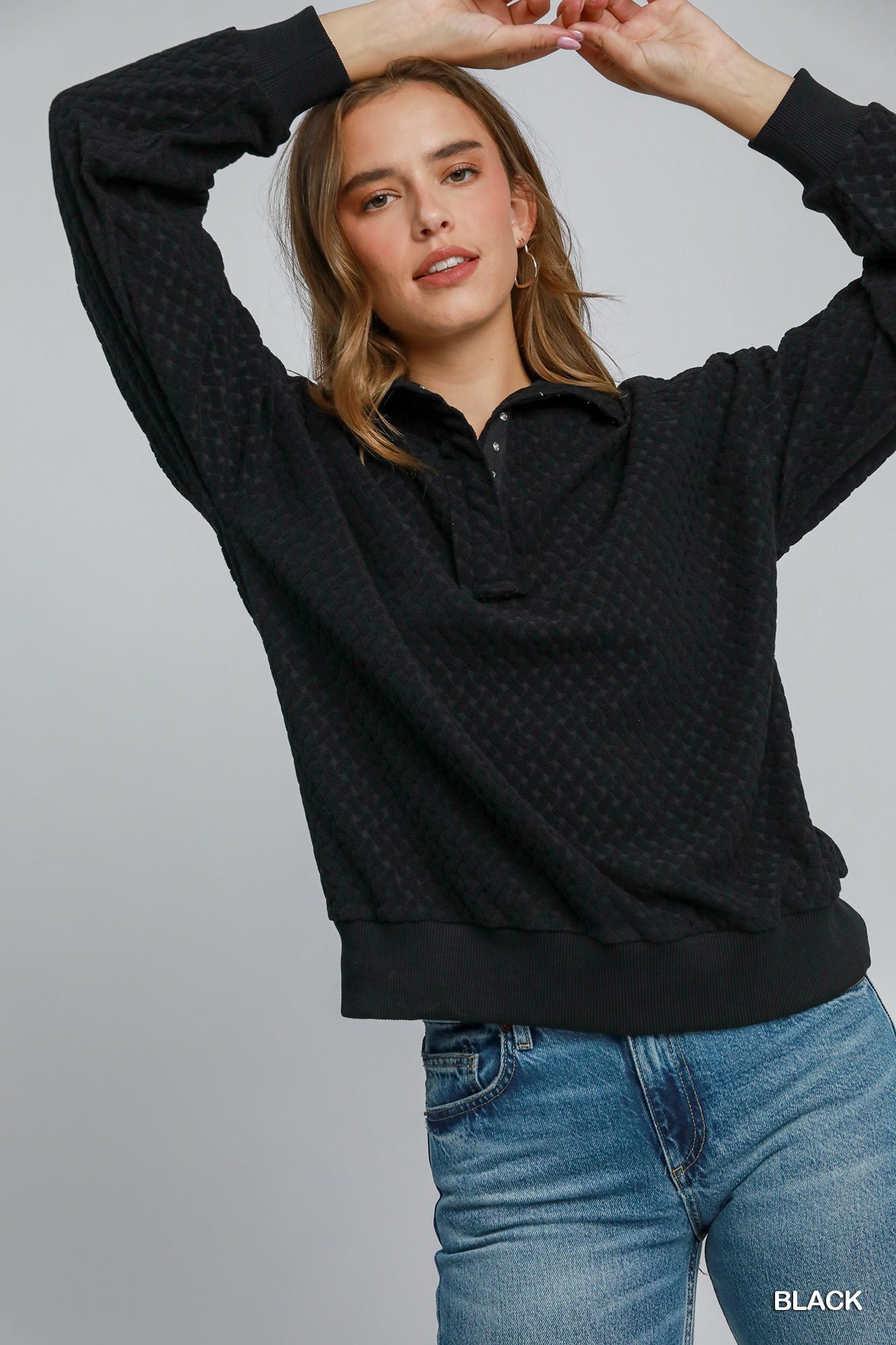 Umgee W Textured Knit Pullover Top BLACK