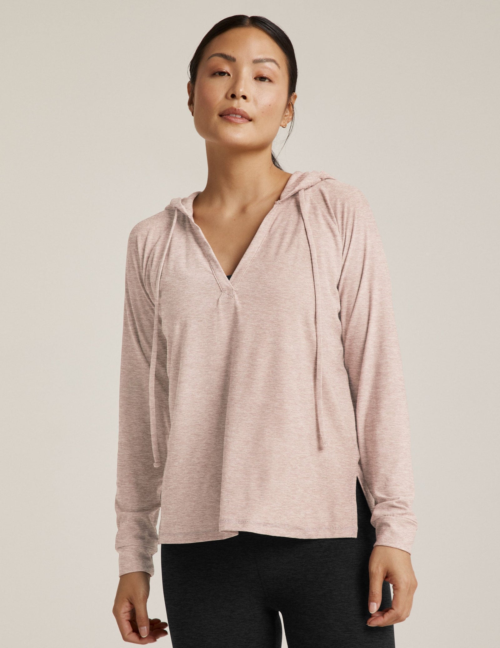 Beyond Yoga W Featherweight The Splits Hoodie CHAI