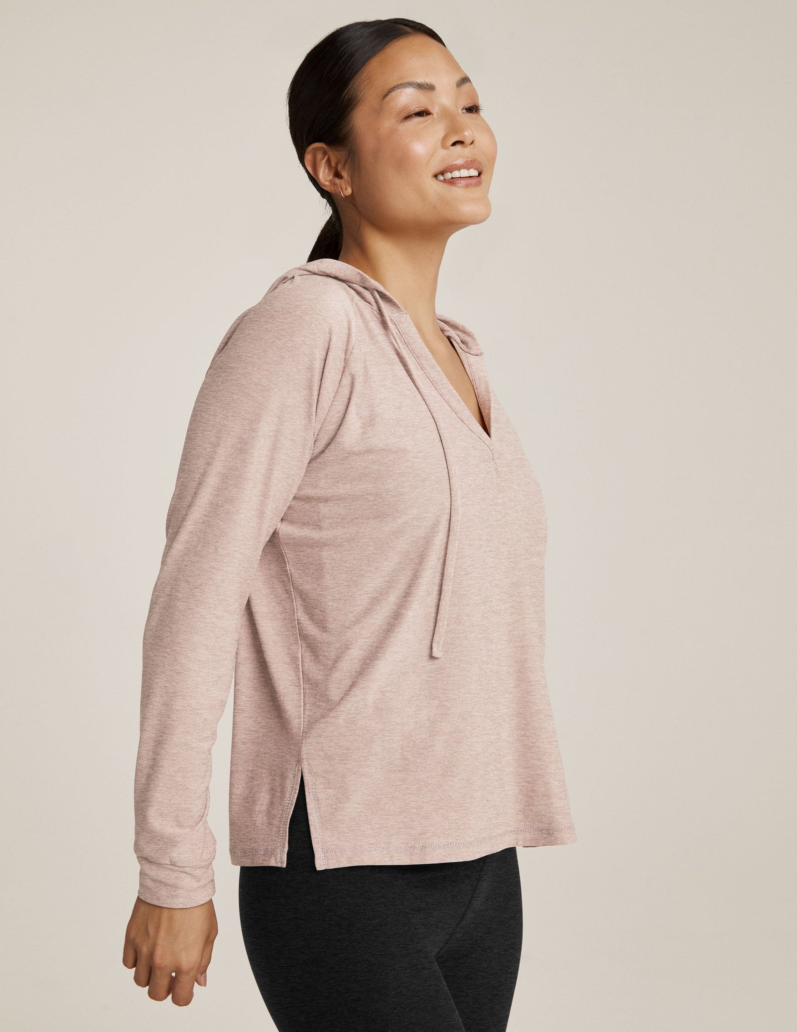 Beyond Yoga W Featherweight The Splits Hoodie CHAI