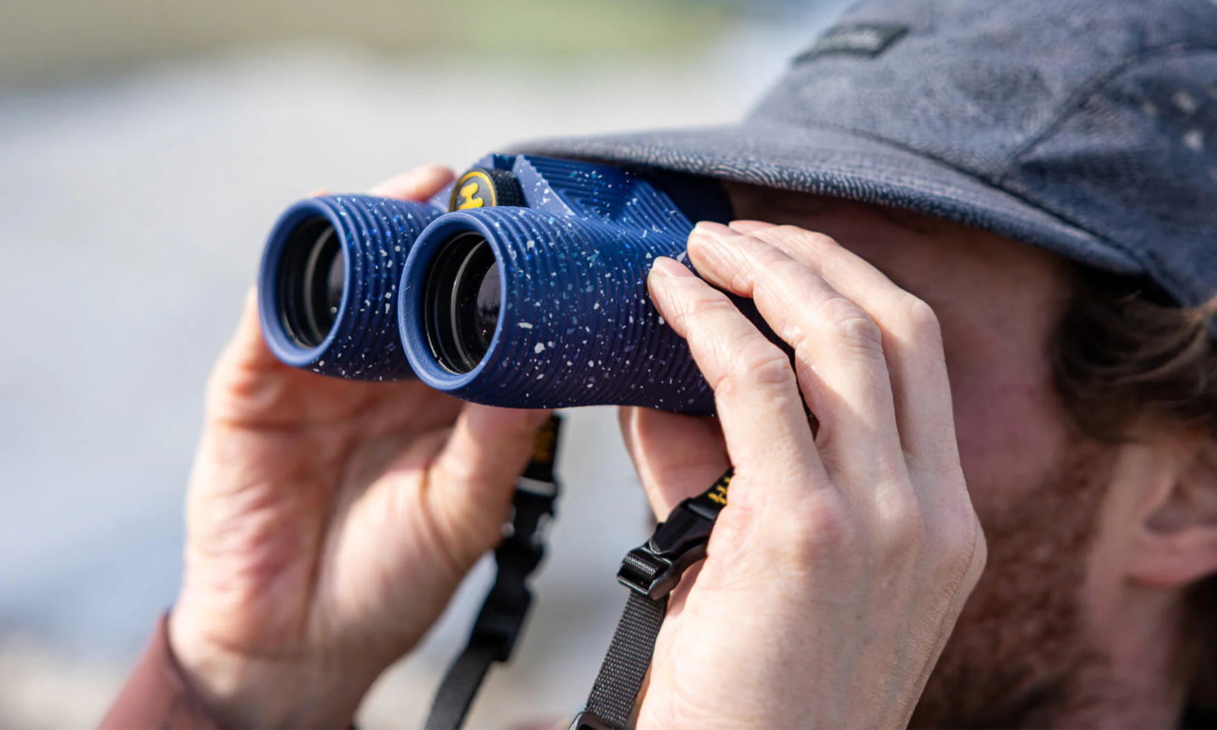Nocs Provisions Standard Issue 10x25 WP Binoculars DUSK GLOW BLUE