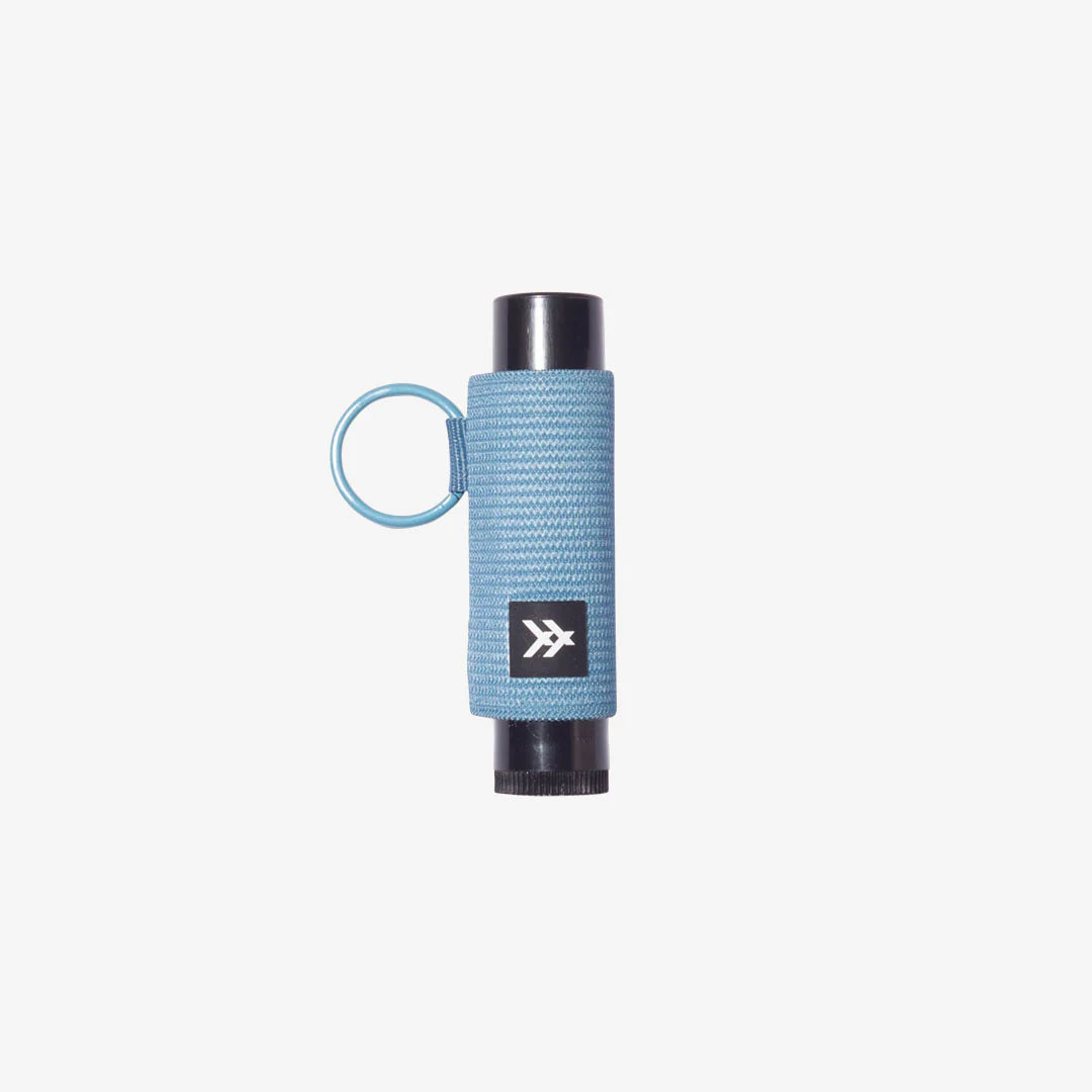 Thread Lip Balm Holder SURF BLUE