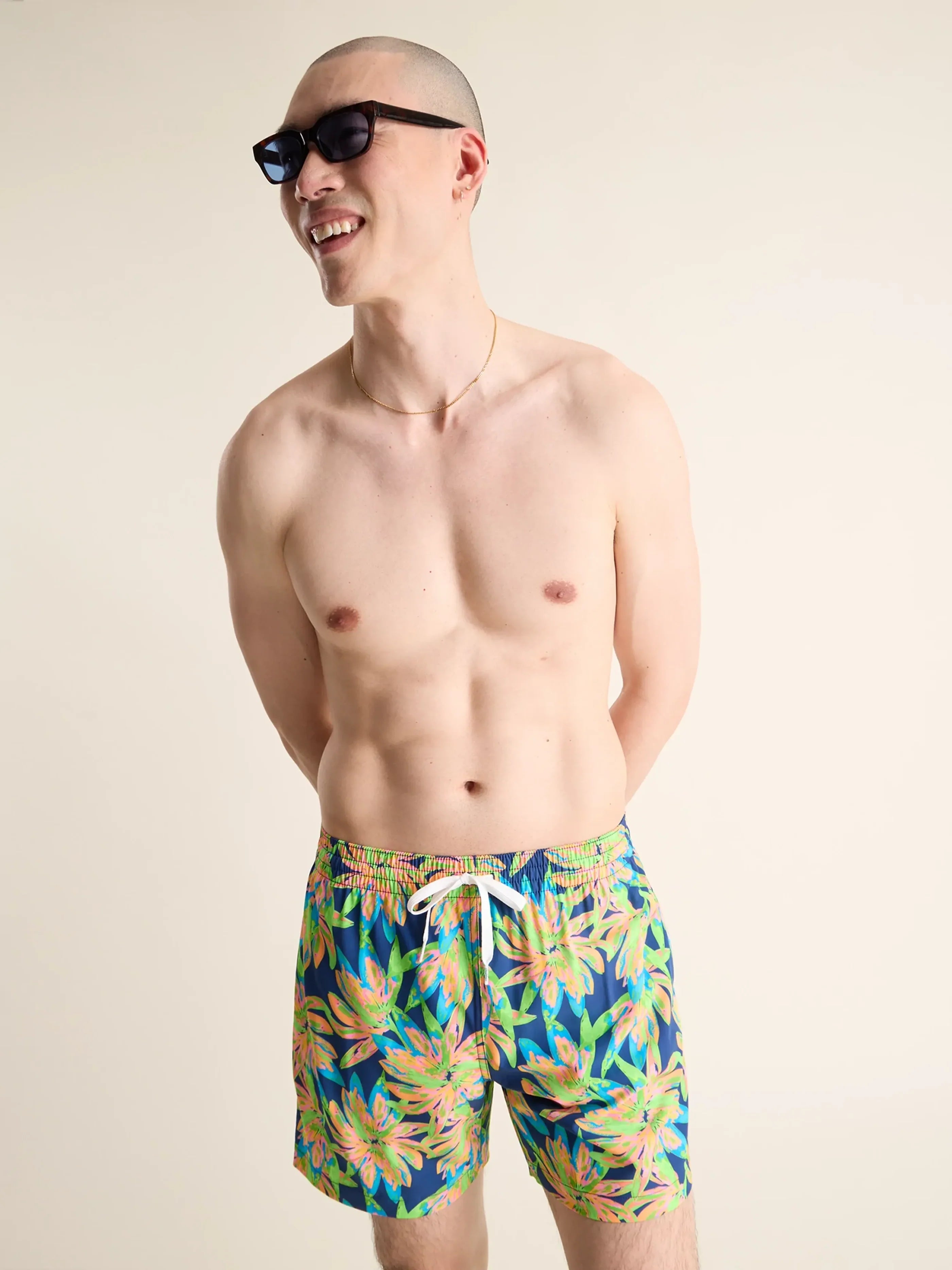 Chubbies M 5.5” Classic Swim Trunk OCEAN FLOWERS