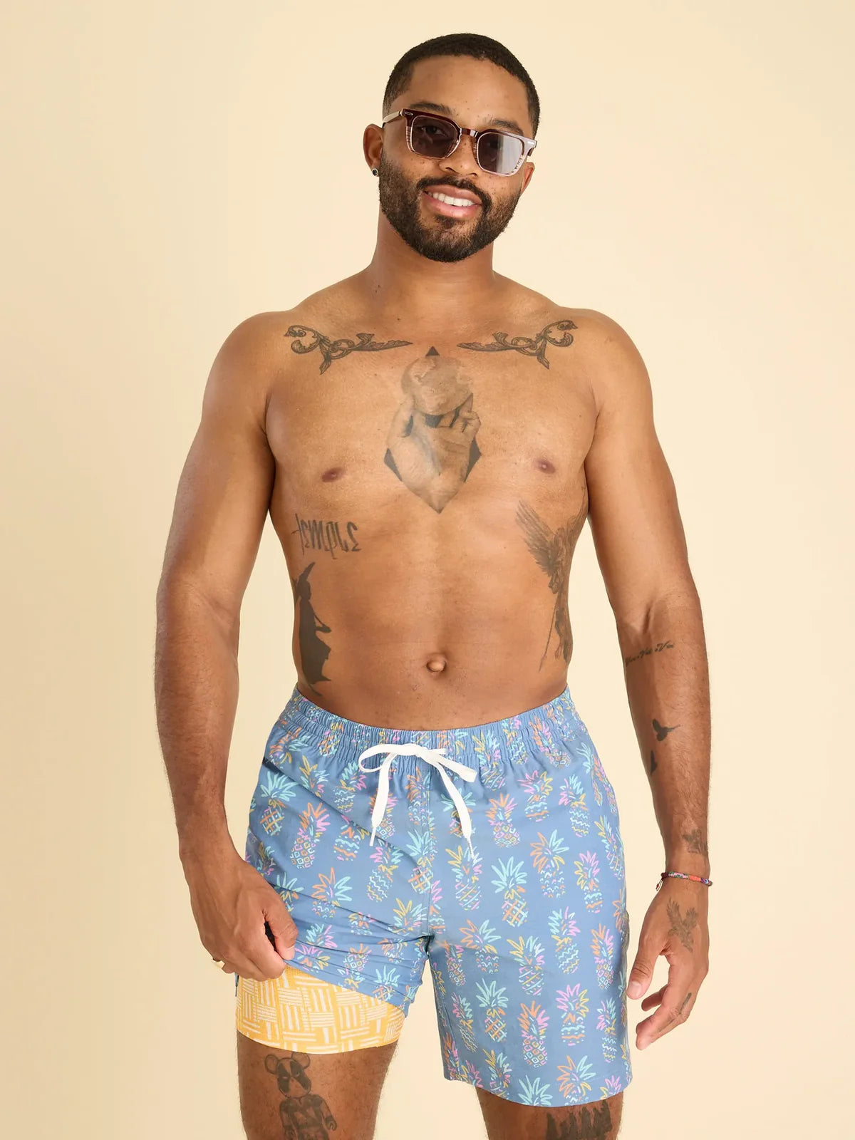 Chubbies M 7" Lined Swim Trunk PINEAPPLE SKETCHES
