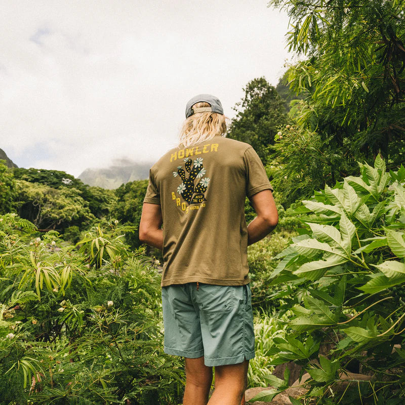 Howler Bros M SS Pocket Tee PRICKLY PEAR IVY GREEN