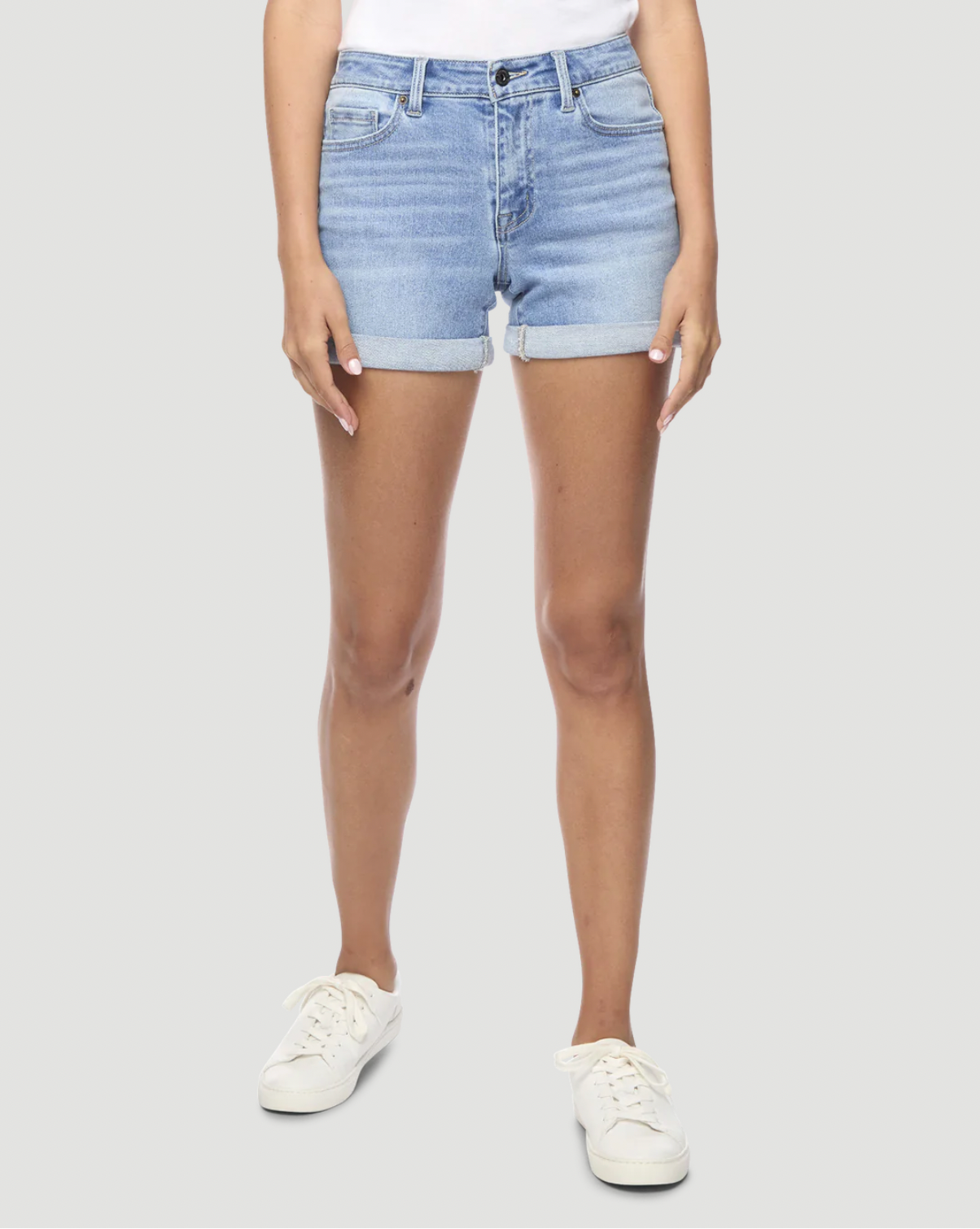 Flag & Anthem W Shelby Distressed Cuffed Denim Short LT WASH