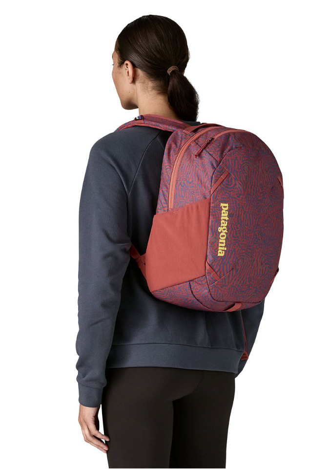 Patagonia Atom Day Pack 24L SEA RUN POTTERS RED
