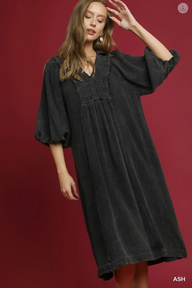 Umgee W Mineral Wash Smocked Midi Dress ASH