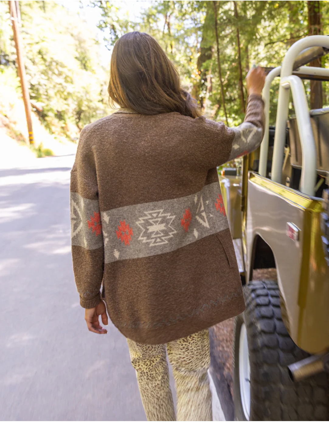 Carve Designs W Priya Jacquard Topper SUMAC PATTERN