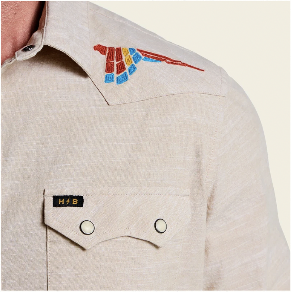 Howler Bros M LS Crosscut Deluxe Snapshirt PARROT PATROL DUNE CHAMBRAY