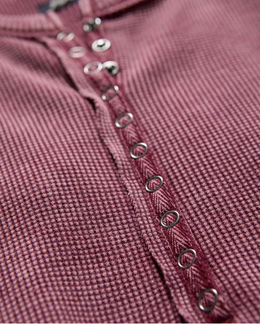 Flag & Anthem W Hattieville Mixed Media Cable Henley BURGUNDY