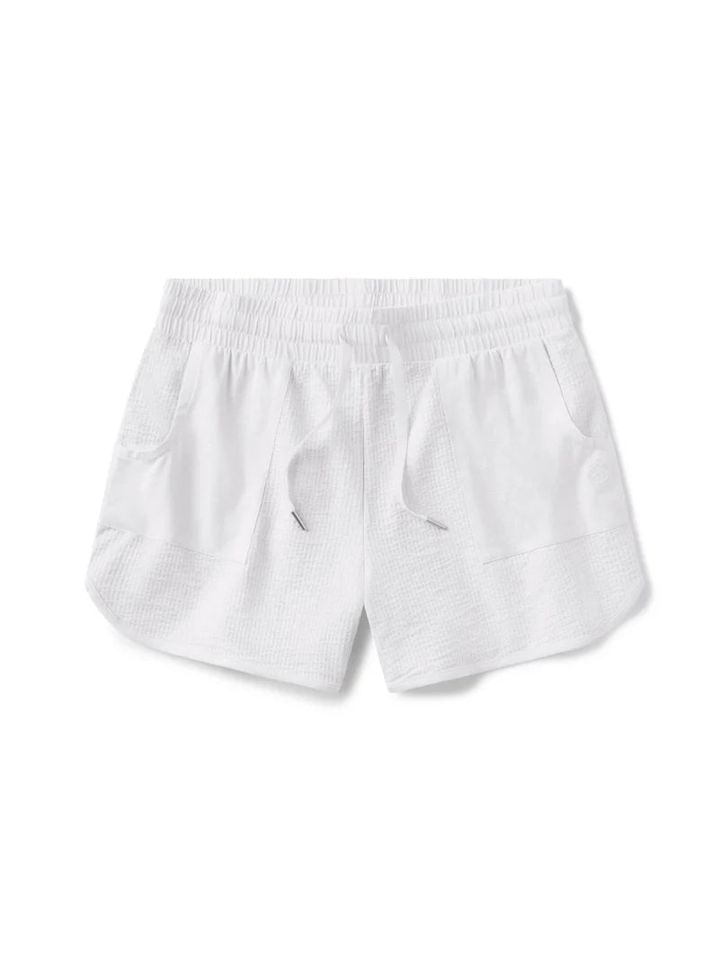 Tasc W Villa Seersucker Short WHITE