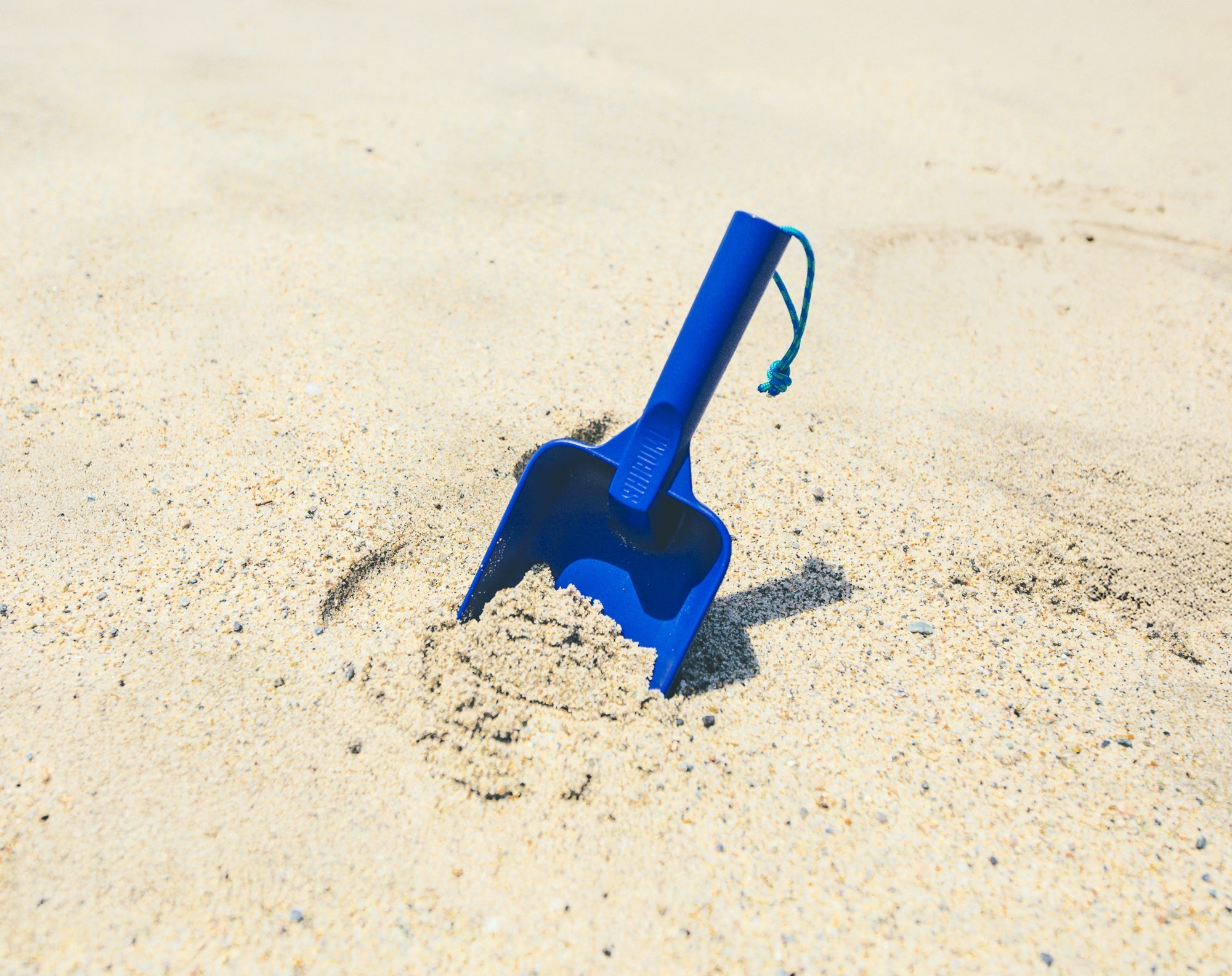 Shibumi Beach Shovel