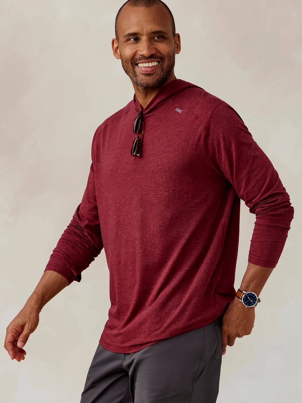Tasc M Carrollton Hoodie BRICK HEATHER