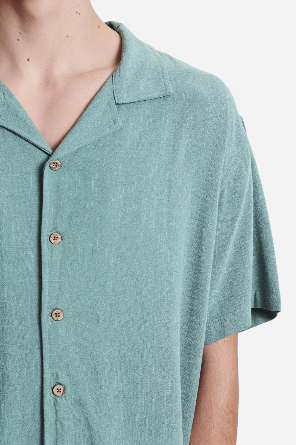 Critical Slide M SS Ernie Resort Shirt SEAGRASS