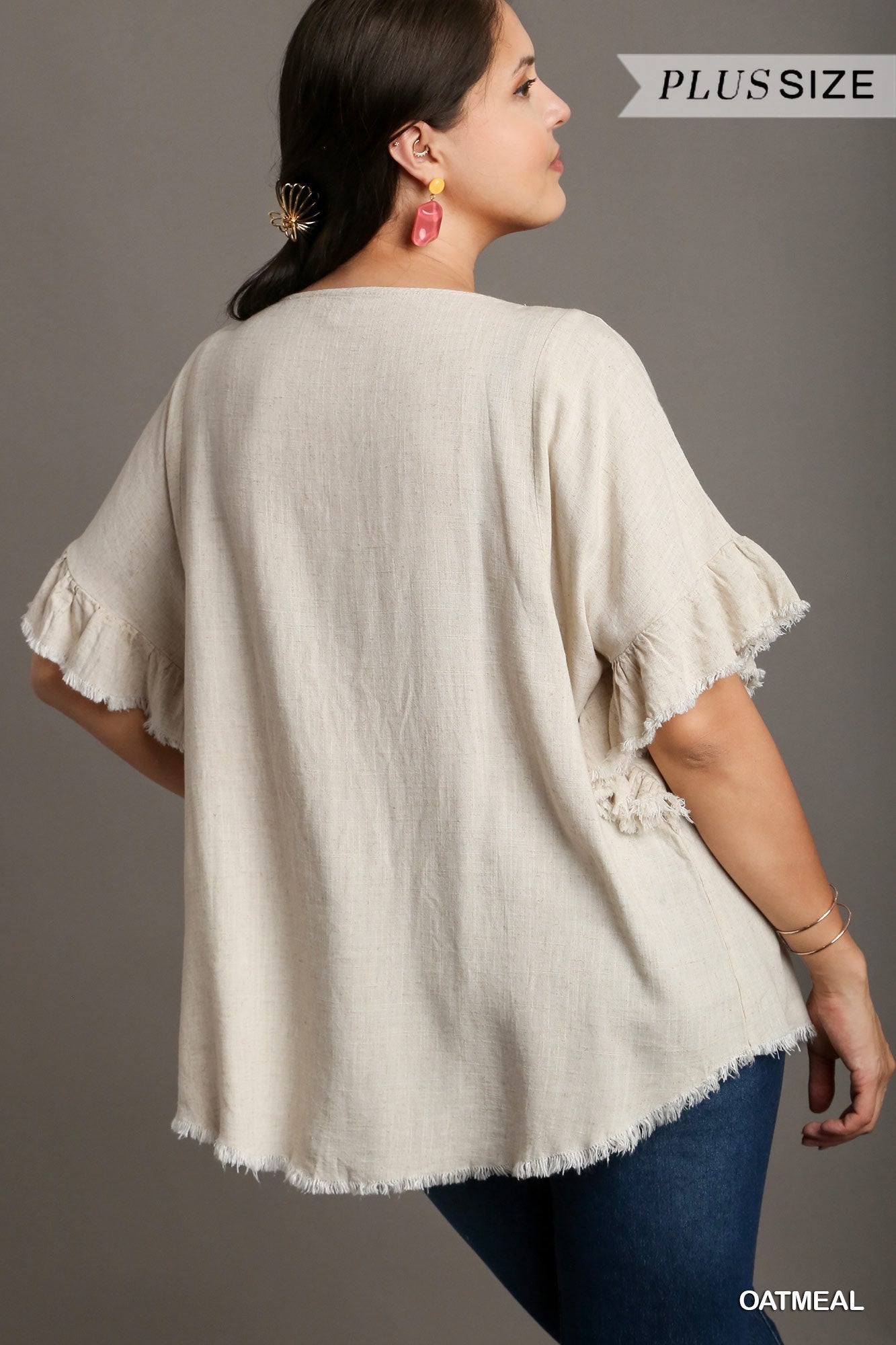 Umgee W SS Ruffle Sleeve Round Neck Top OATMEAL