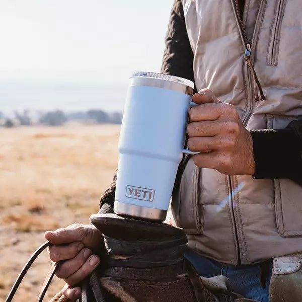 Yeti Rambler 20 oz Travel Mug BIG SKY BLUE