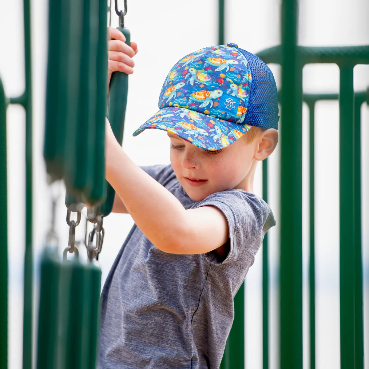 Turtle Fur Kids Quest Trucker Hat NAVY
