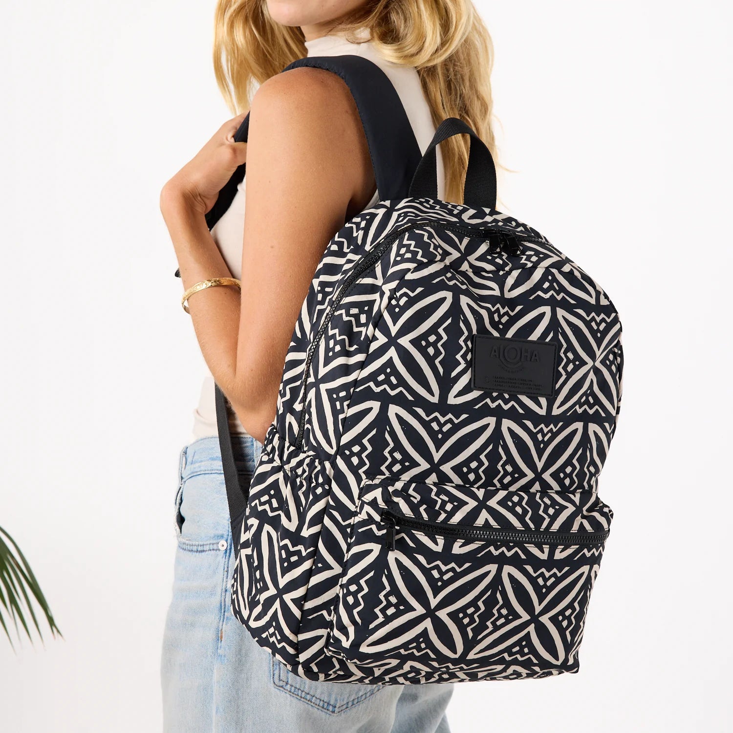 ALOHA Collection Pasifika Keep It Light Backpack SANDSTONE BLACK