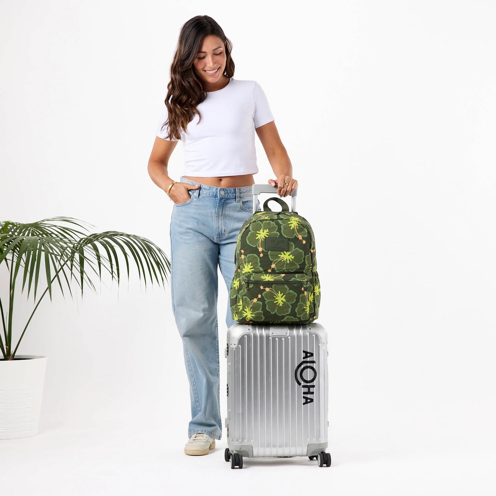 ALOHA Collection Pua Waikiki Keep It Light Backpack OLIVE