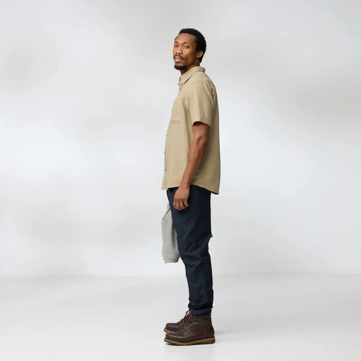 Fjallraven M SS Ovik Travel Shirt CHALK WHITE SAND