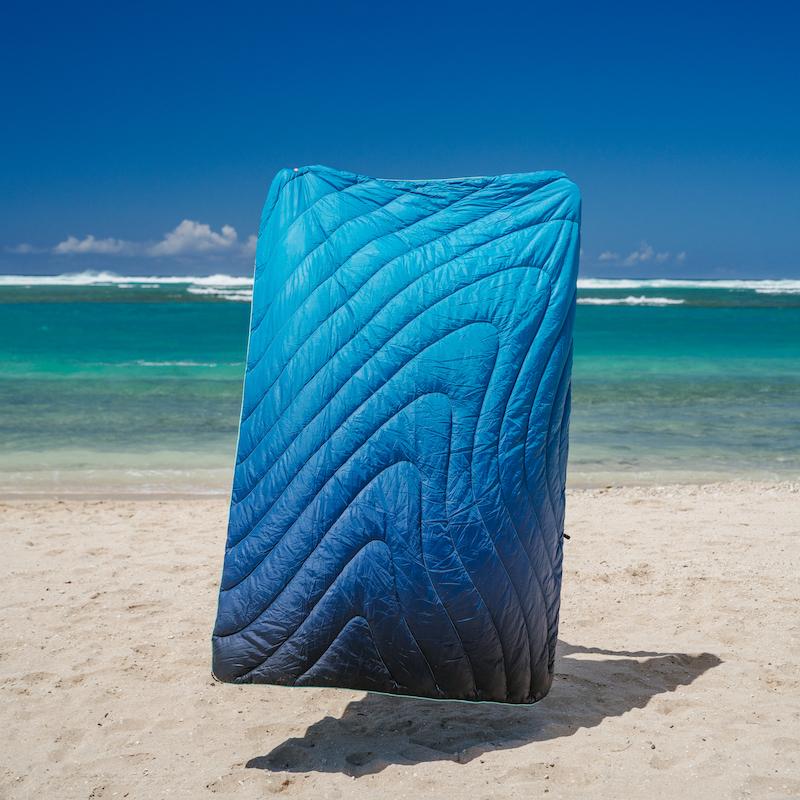 Rumpl Original Puffy Blanket OCEAN FADE