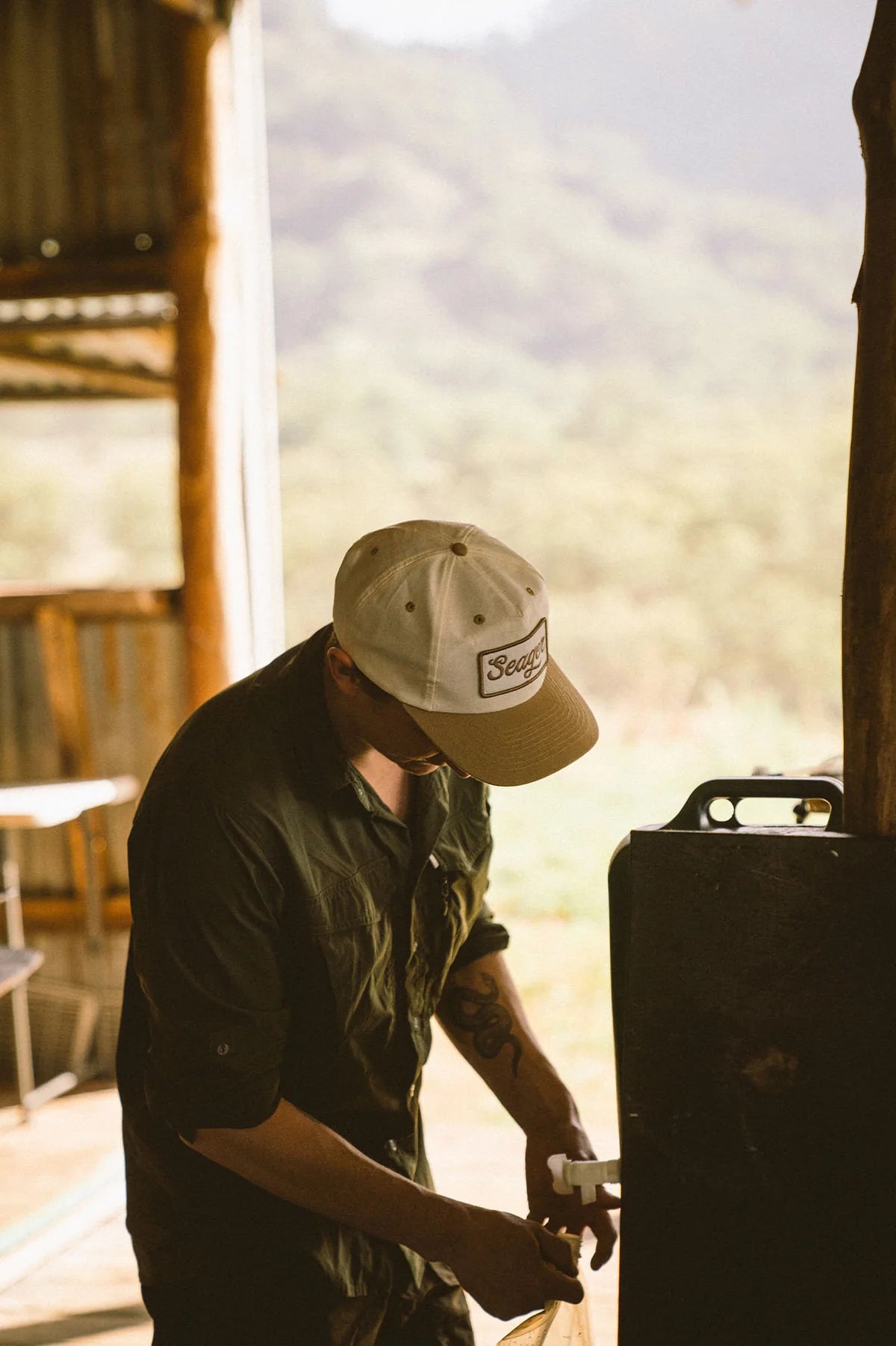 Seager Uncle Bill Hemp Snapback CREAM/NAVY