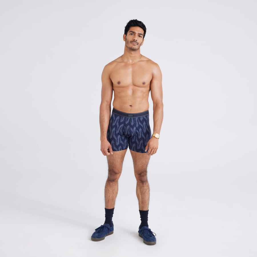 SAXX M Quest Boxer Brief IKAT CHEVRON-DEEP NAVY