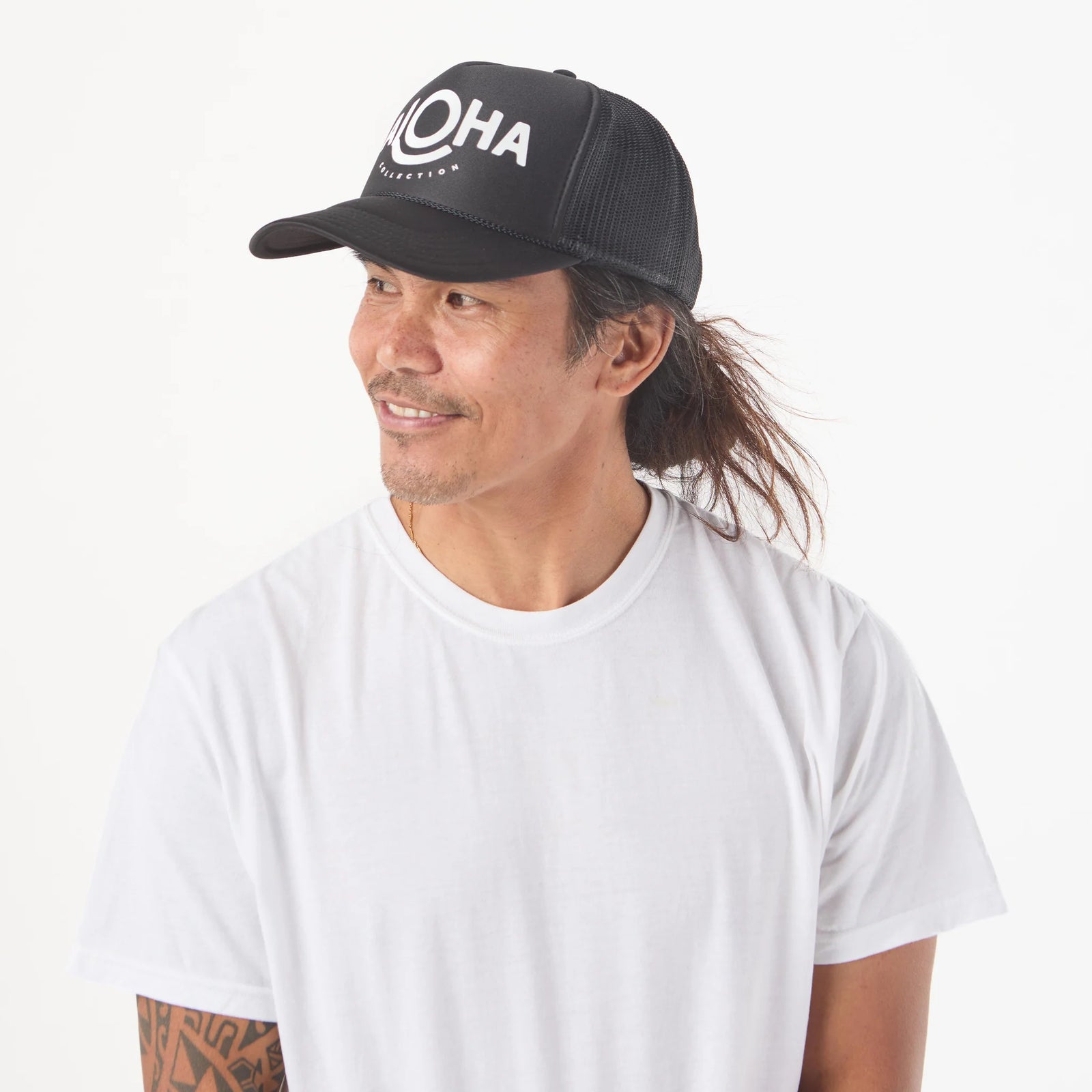 ALOHA Trucker Hat WHITE / BLACK