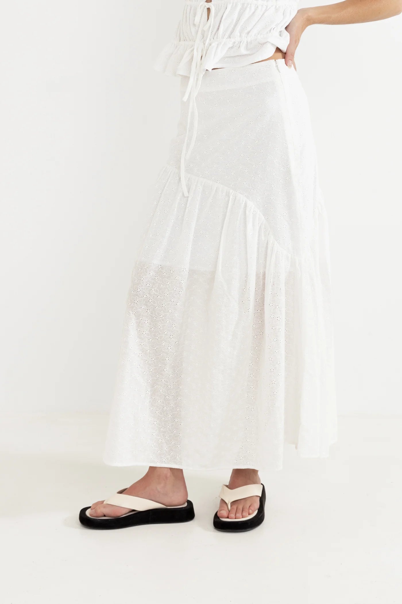 Rhythm W Bailey Broderie Skirt WHITE
