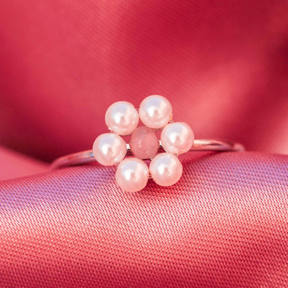 Pura Vida Bitty Pearl Flower Ring SILVER