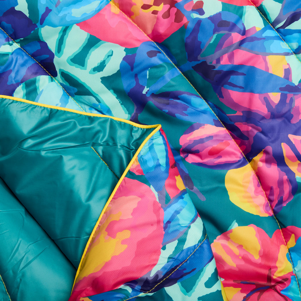 Rumpl Original Puffy Blanket BLUE HAWAII
