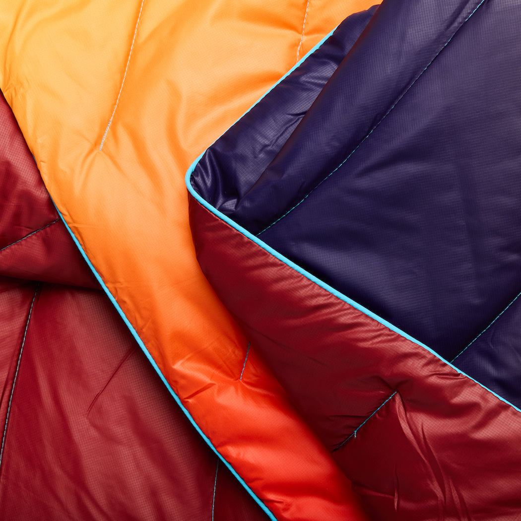 Rumpl Original Puffy Blanket PYRO FADE